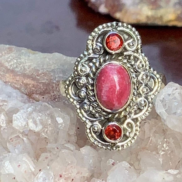 Shellys Boutique Jewelry - PINK THULITE & GARNET 925 STERLING SILVER RING, SIZE 7.